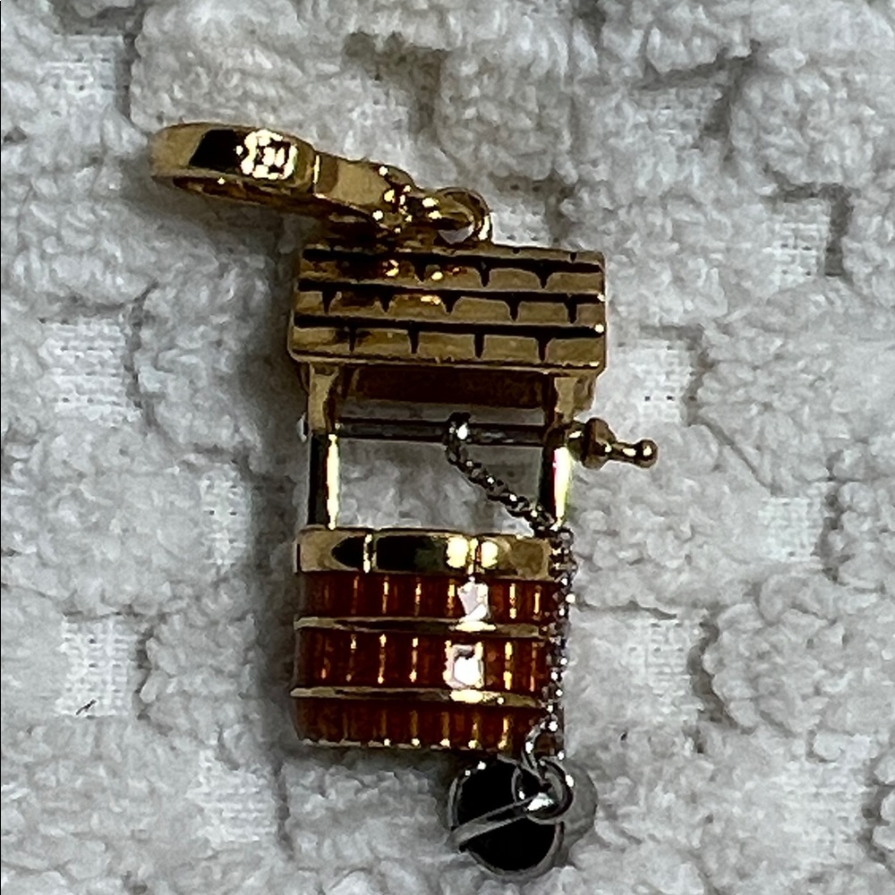 Juicy Couture Wishing Well Charm